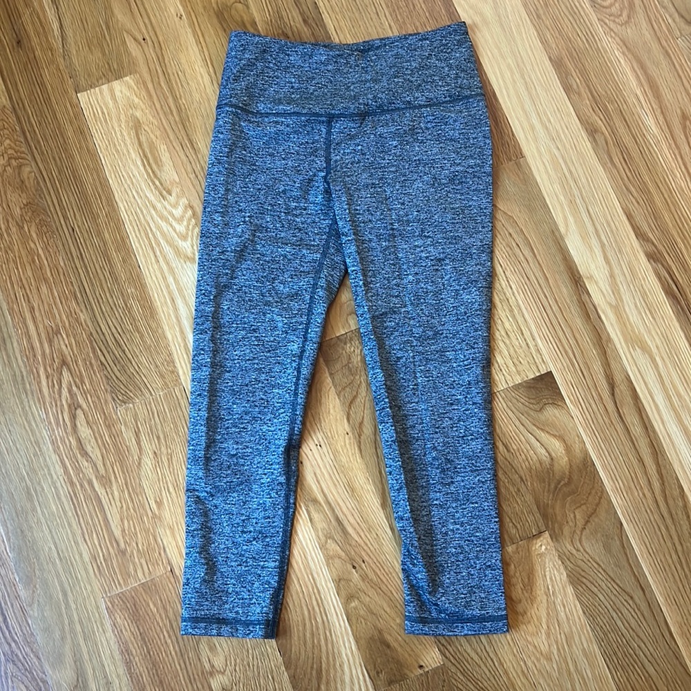 Victoria Secret VSX sport capri workout pants